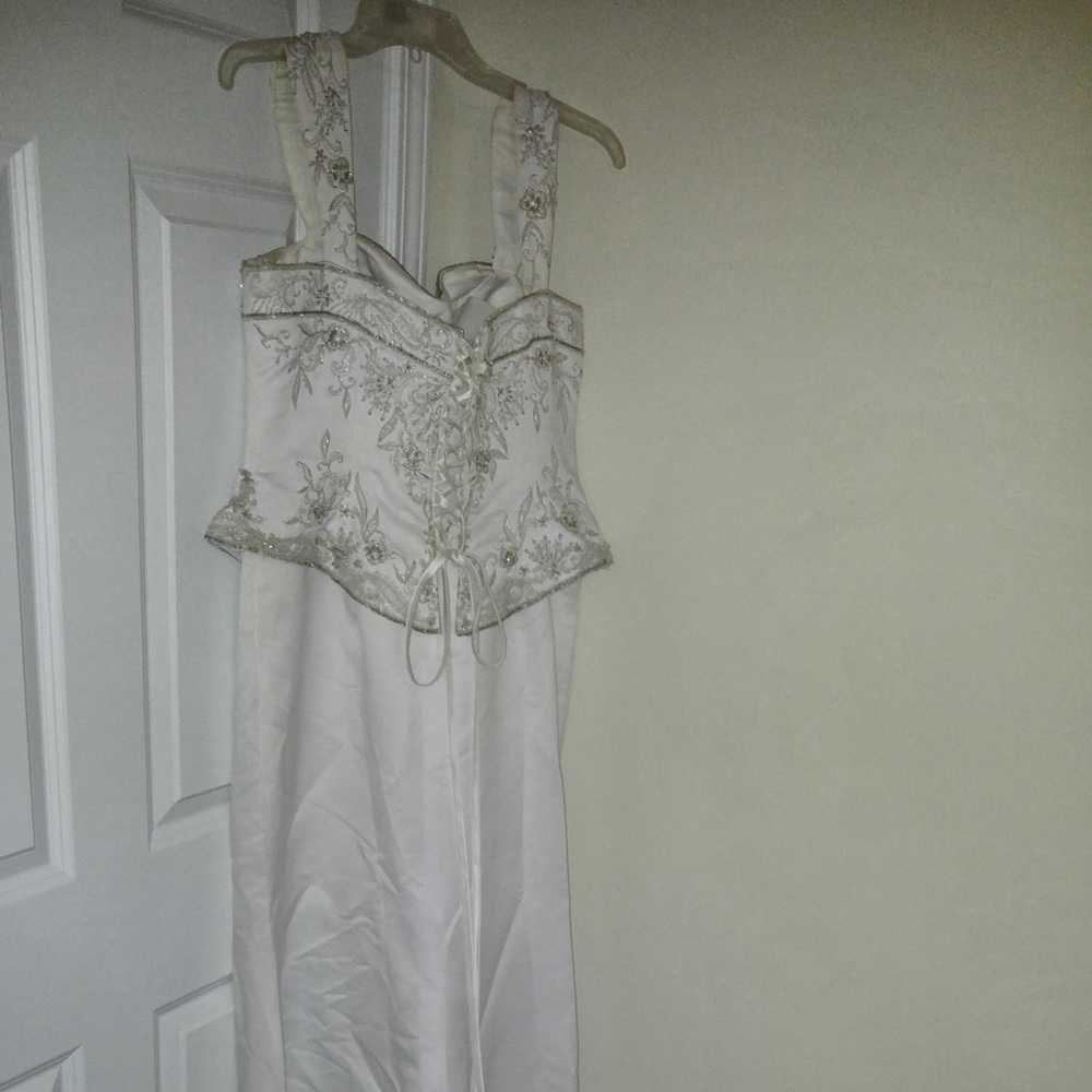 💍💍Mary’s Bridal Wedding Dress w/detachable train - Picture 4 of 5